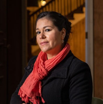 A Latina woman